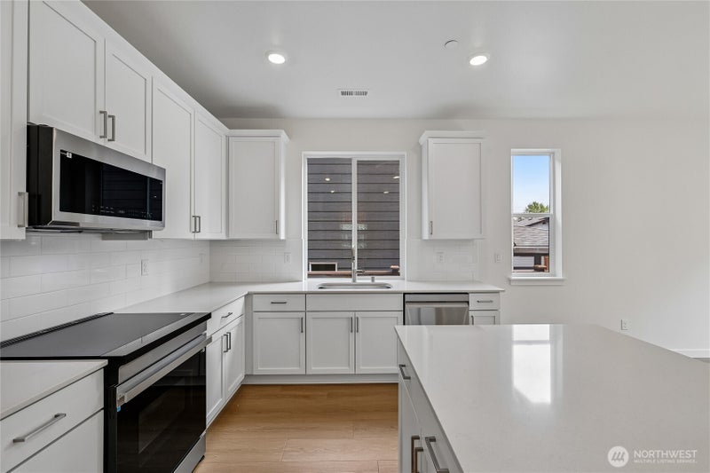 10308 6th Place SE SW 14