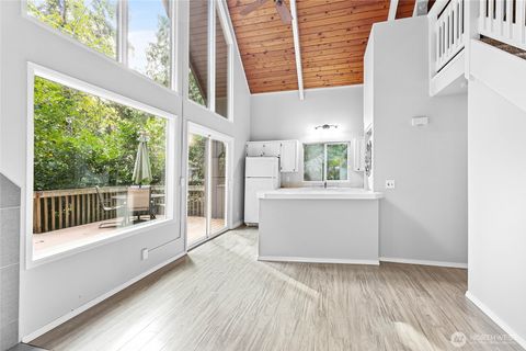 Photo of 2 Creekside Lane, Bellingham, WA 98229 (MLS # 2444128)