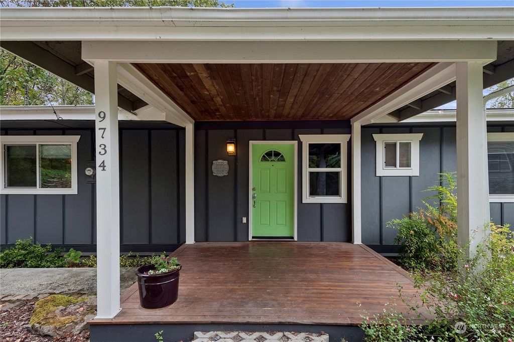 Photo of 9734 49th Avenue S, Seattle, WA 98118 (MLS # 2292653)