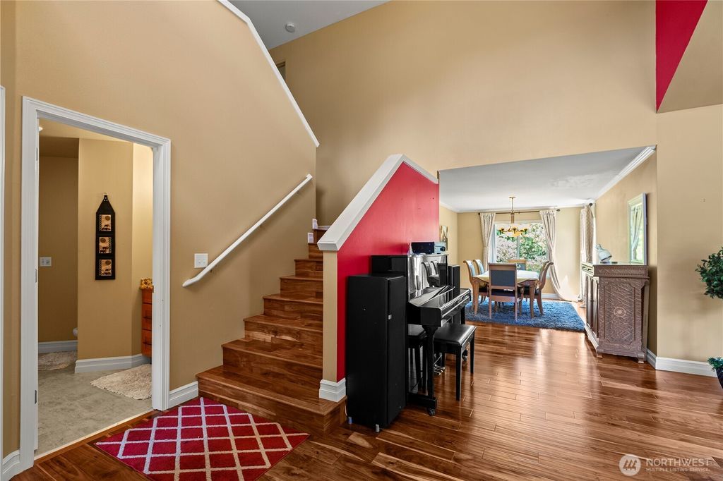 Photo of 34940 7th Avenue SW, Federal Way, WA 98023 (MLS # 2530867)