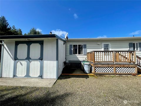 Photo of 16911 M Street, Long Beach, WA 98631 (MLS # 2056043)