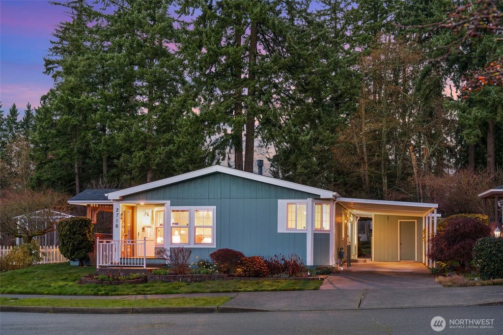 Photo of 2716 S 371st Street, Federal Way, WA 98003 (MLS # 2490918)