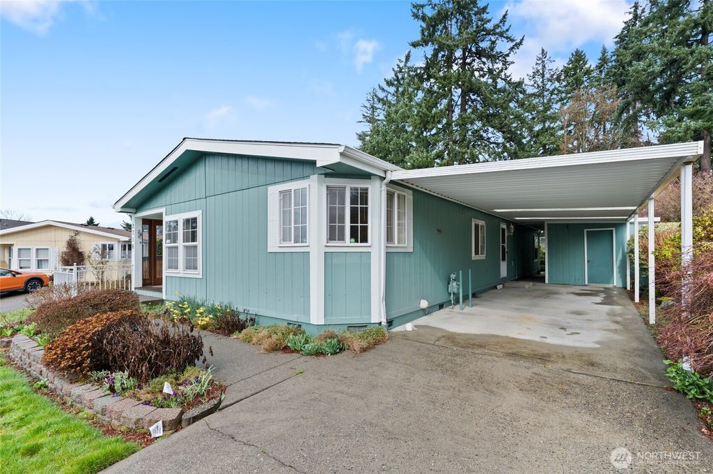 Photo of 2716 S 371st Street, Federal Way, WA 98003 (MLS # 2490918)