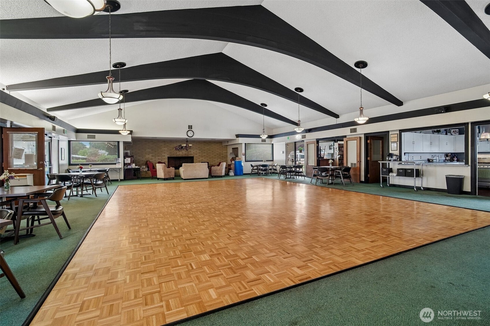 1402 22nd Street NE 300