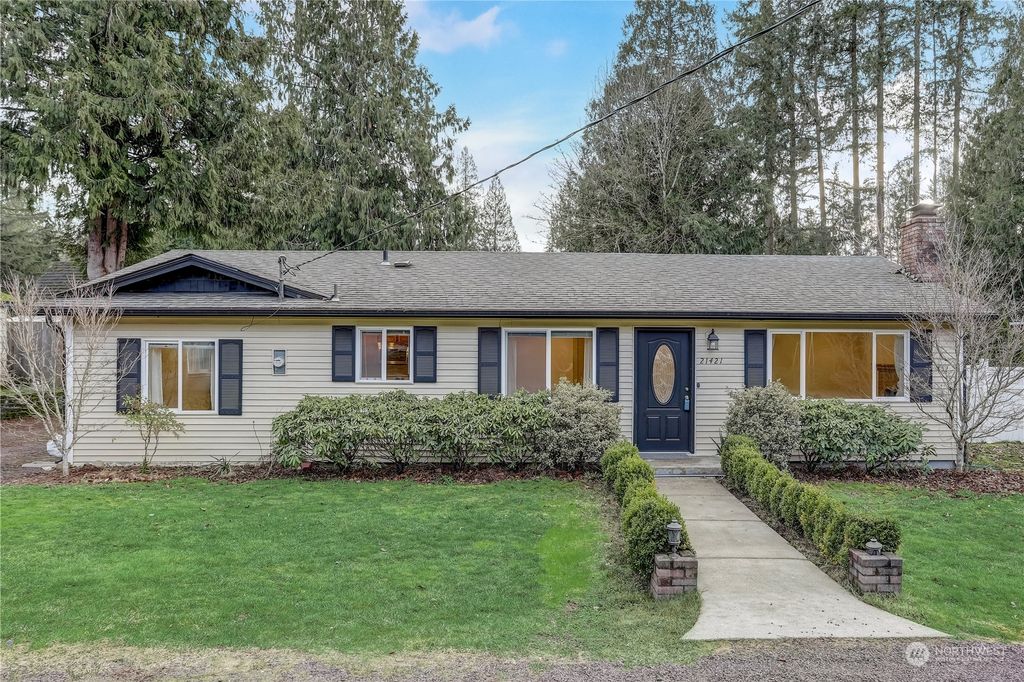 Photo of 21421 NE 61st Street, Redmond, WA 98053 (MLS # 2196244)