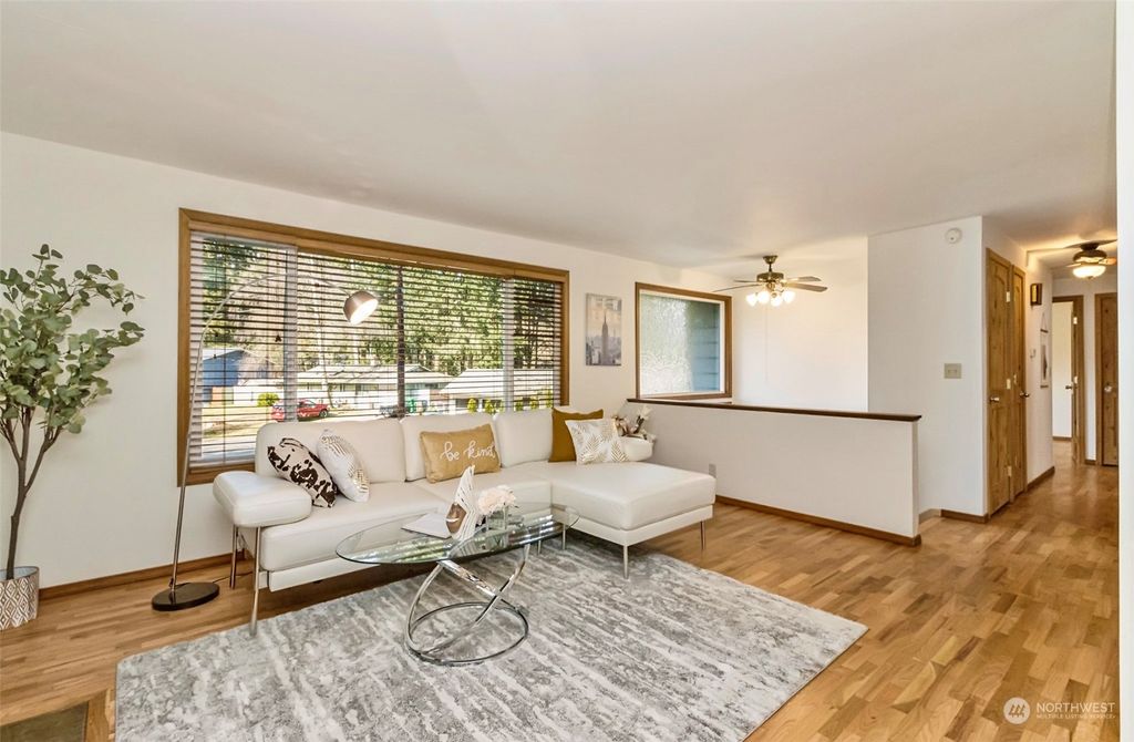 Photo of 1618 196th Place SW, Lynnwood, WA 98036 (MLS # 2044486)