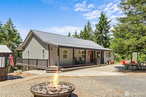 Photo of 520 Canyon Heights Drive, Cle Elum, WA 98922 (MLS # 2549823)