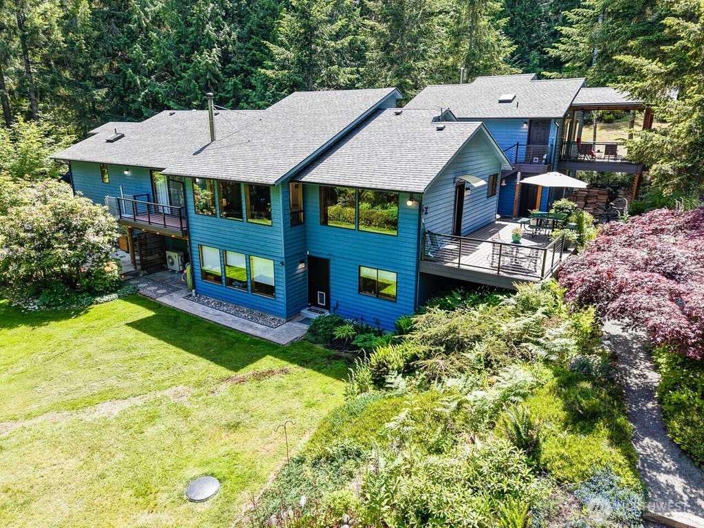 Photo of 492 Walkabout Way, Port Angeles, WA 98363 (MLS # 2536515)