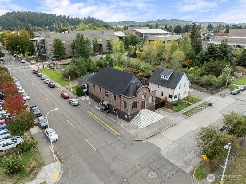 200 S King Street