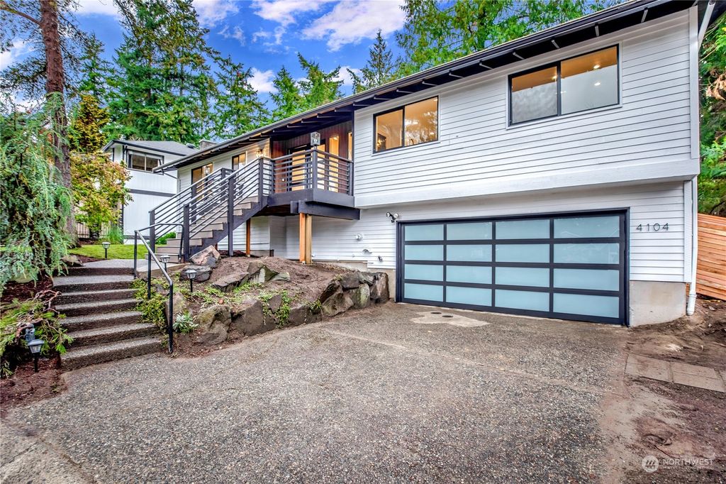 Photo of 4104 106th Place NE, Kirkland, WA 98033 (MLS # 2021731)