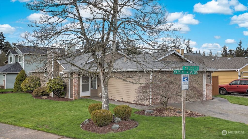 Photo of 35115 14th Avenue SW, Federal Way, WA 98023 (MLS # 2060863)