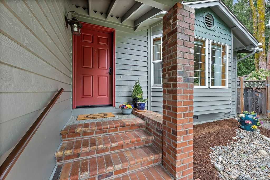 Photo of 952 Marwood Drive NE, Bremerton, WA 98311 (MLS # 2492464)