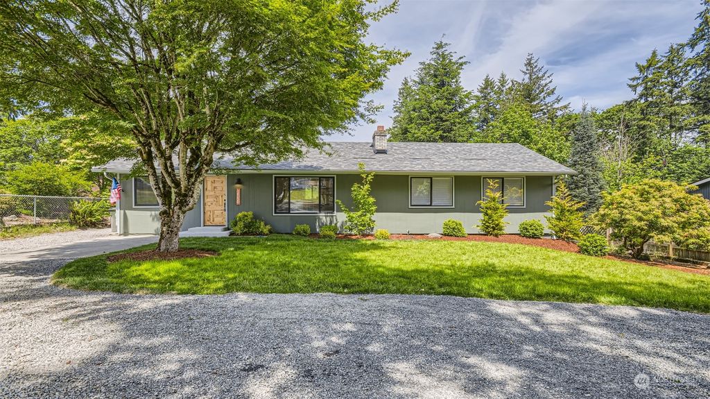 Photo of 16030 SE 130th Street, Renton, WA 98059 (MLS # 2078412)