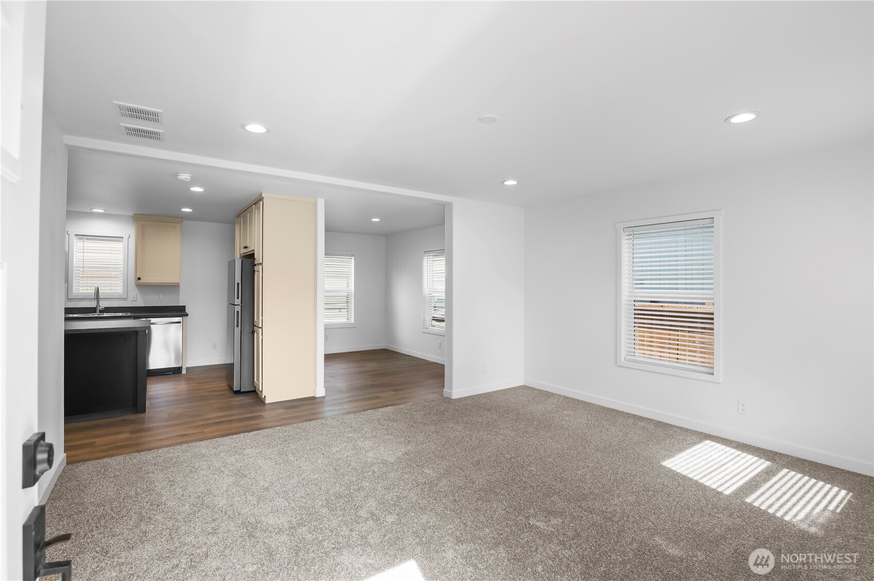 1251 S Dewey Drive