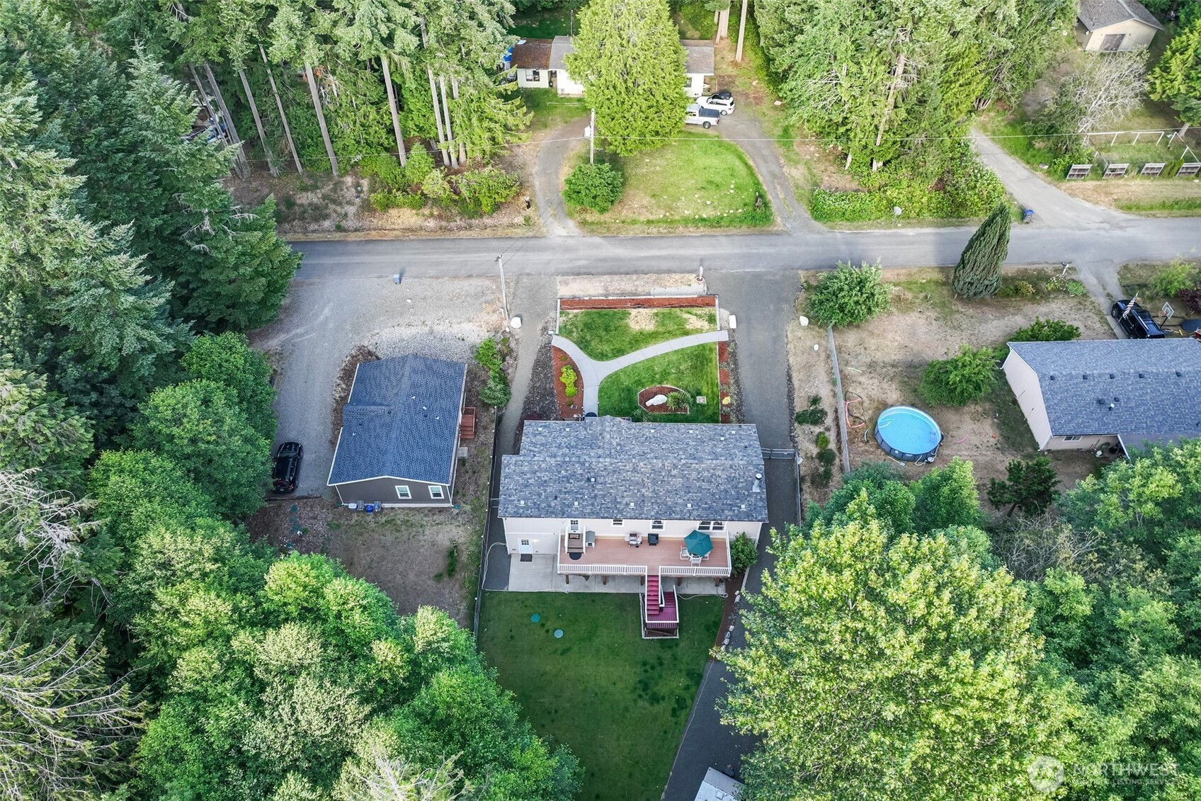 121 E Willapa Road