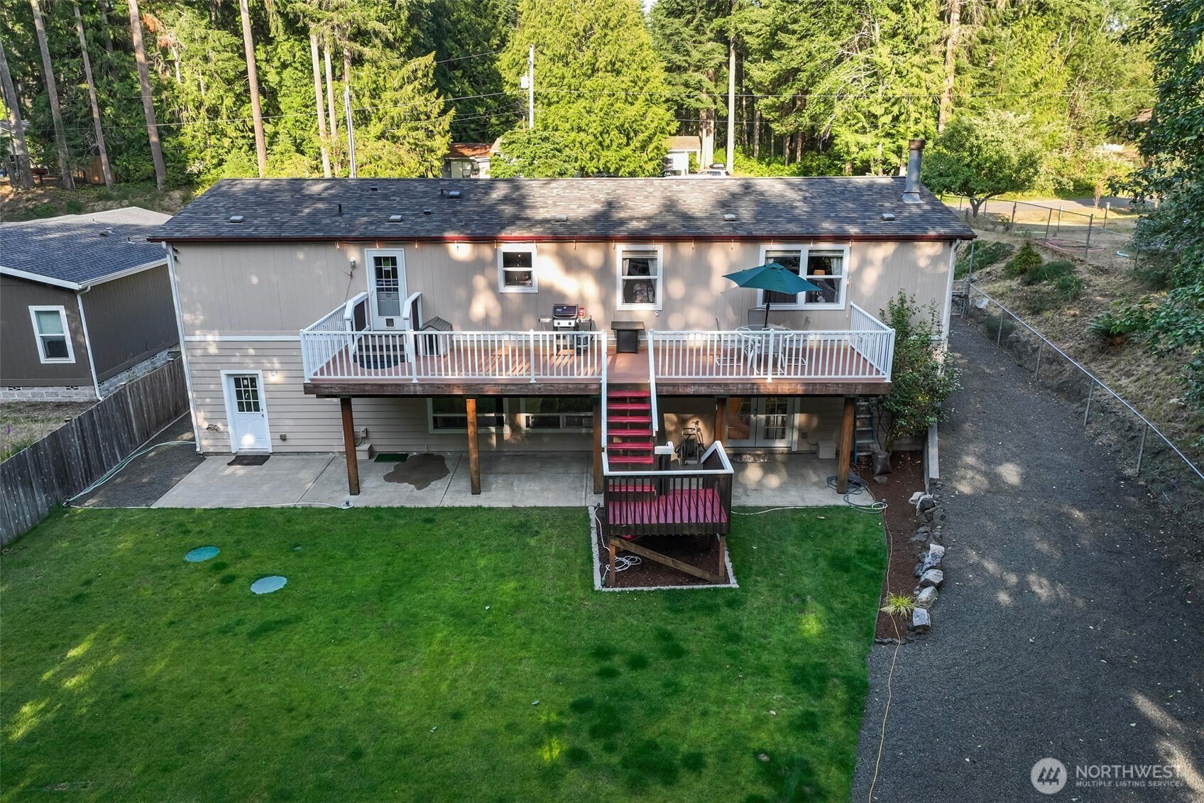 121 E Willapa Road