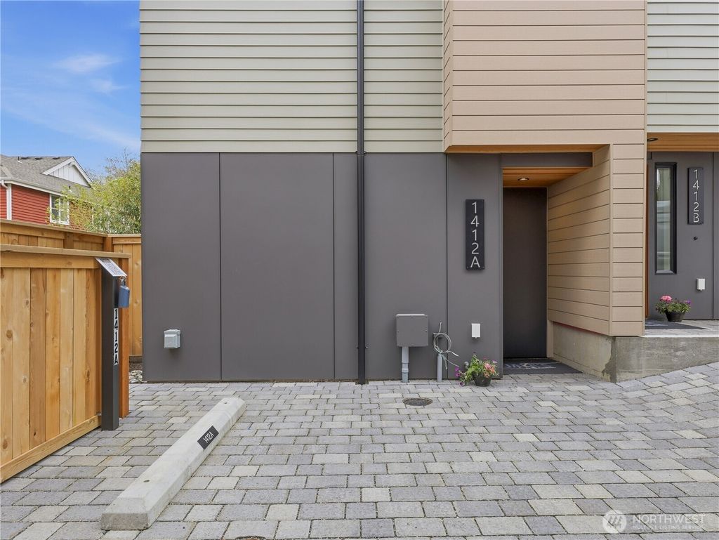Photo of 1412 A N 47th Street, Seattle, WA 98103 (MLS # 2514210)