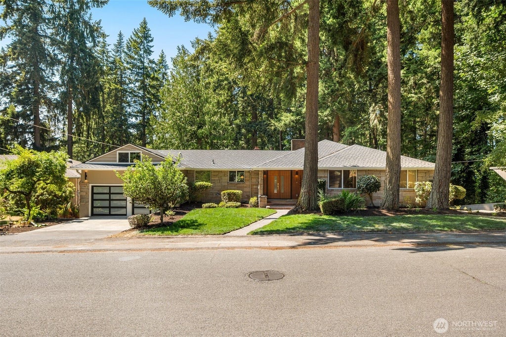 Photo of 13237 8th Avenue NW, Seattle, WA 98177 (MLS # 2550162)