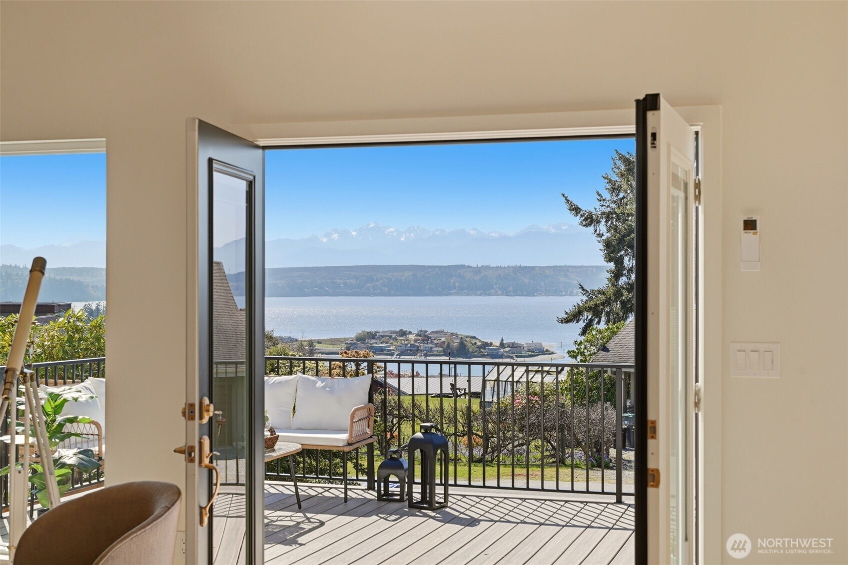 38274 Vista Key Drive NE