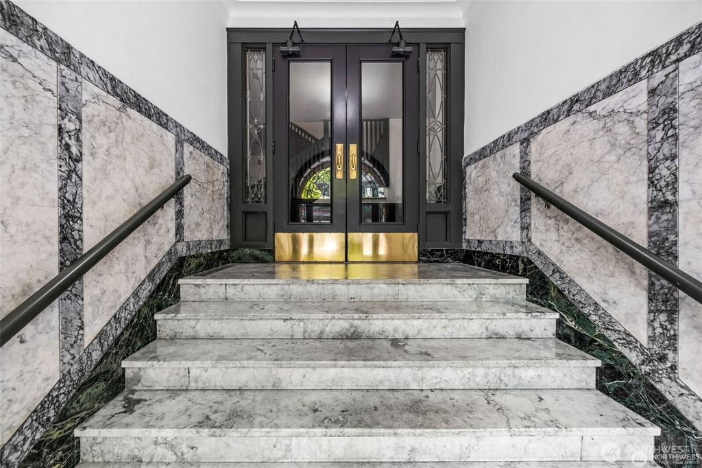 Photo of 2132 5th Avenue #202, Seattle, WA 98121 (MLS # 2483719)