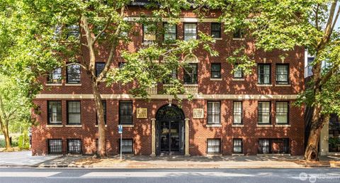 2132 5th Avenue 202 Seattle WA 98121