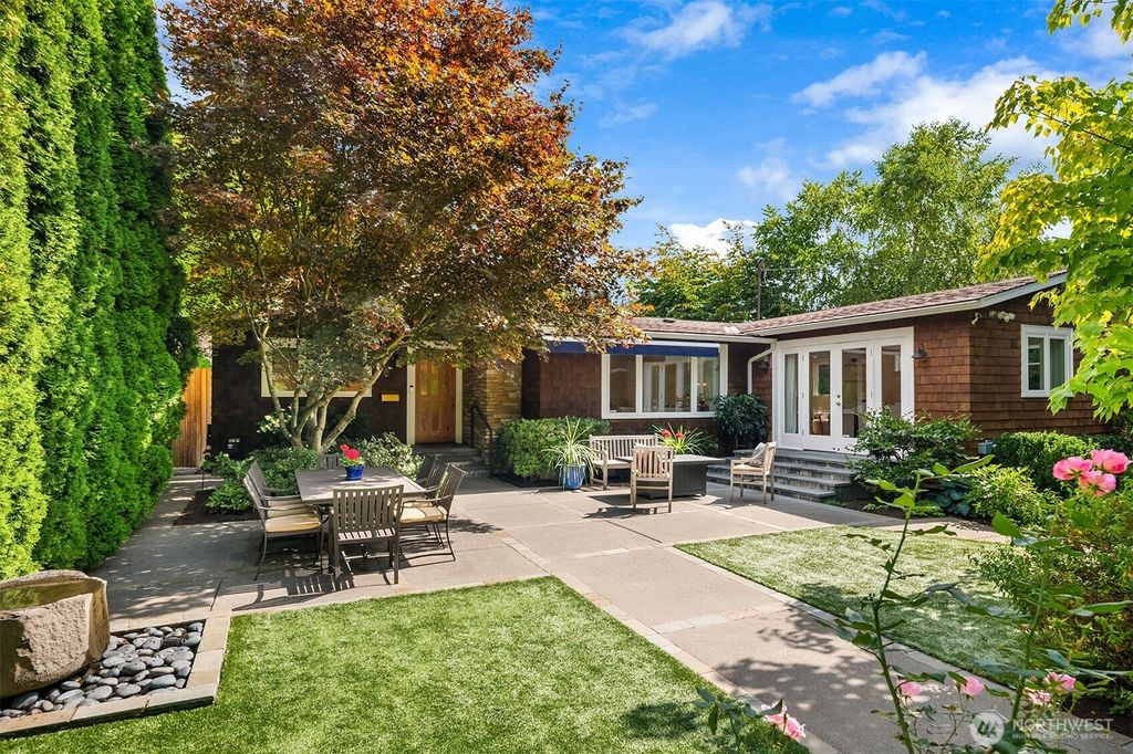 Photo of 4510 48th Avenue NE, Seattle, WA 98105 (MLS # 2431743)