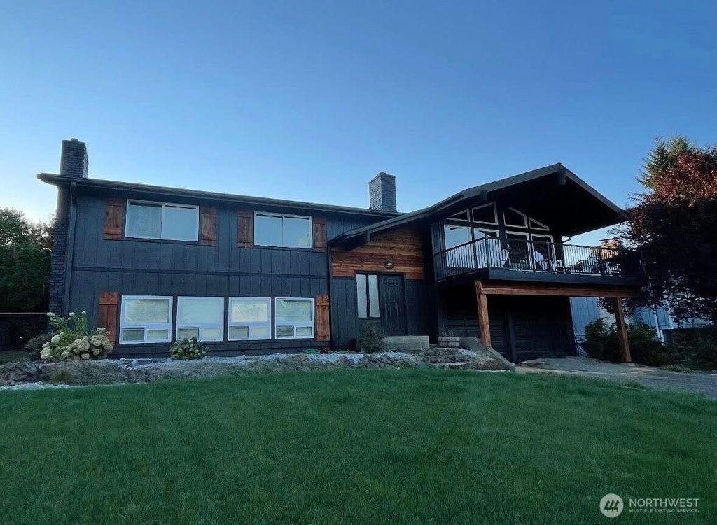 Photo of 105 Sirius Place, Chehalis, WA 98532 (MLS # 2499195)