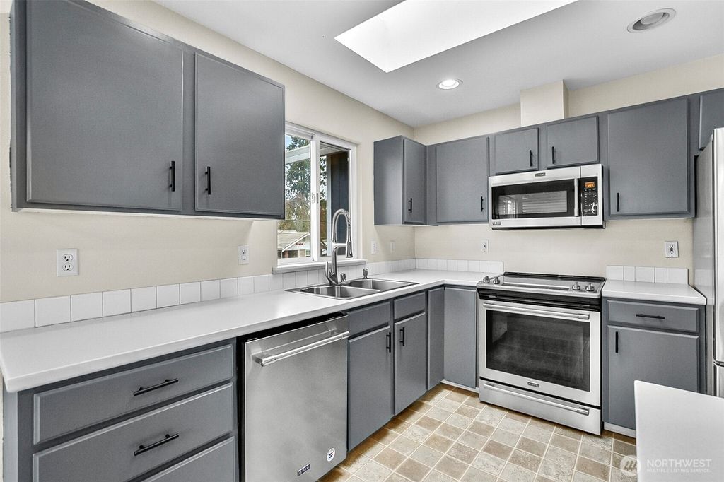 Photo of 605 North Street, Monroe, WA 98272 (MLS # 2476378)