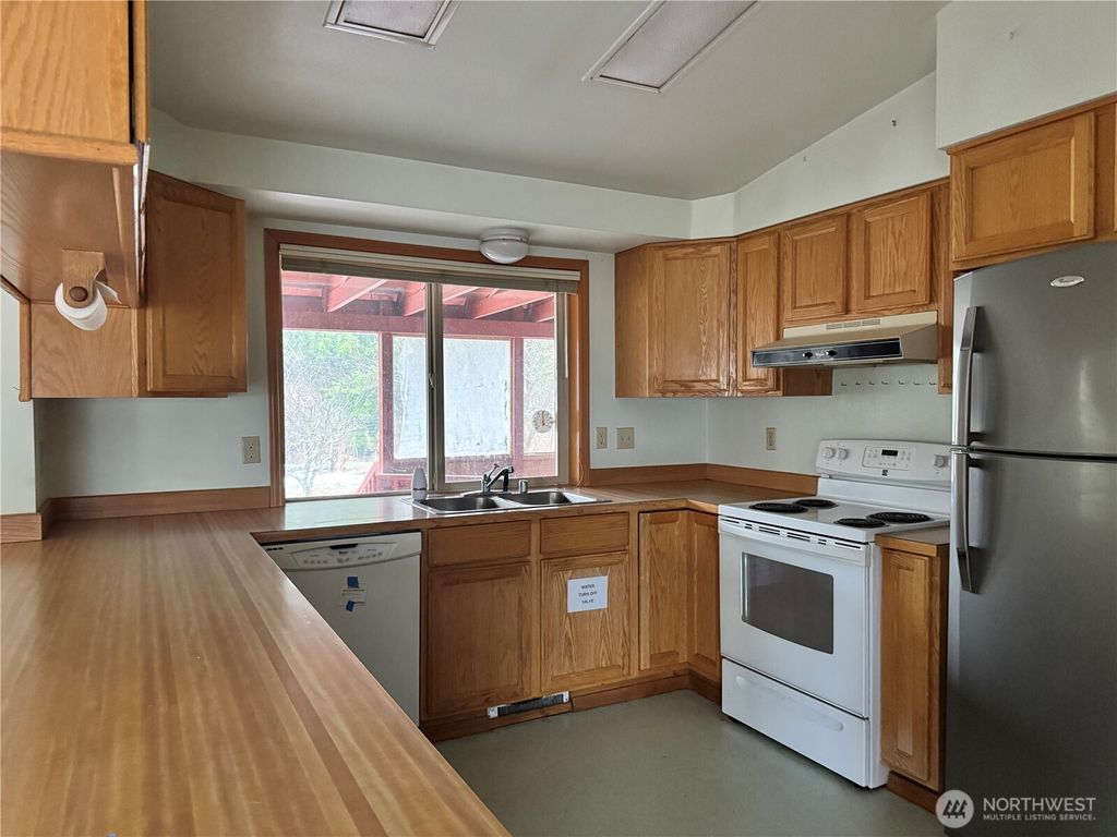 Photo of 331 Corbett Creek Road, Colville, WA 99114 (MLS # 2478812)