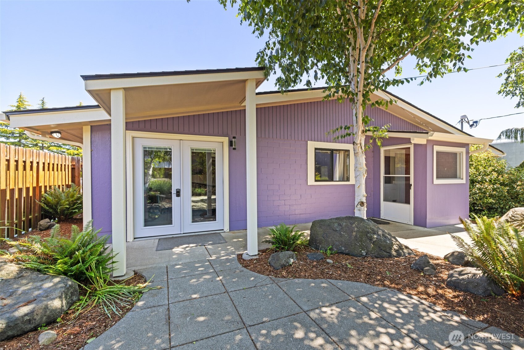 761 N Sequim Avenue
