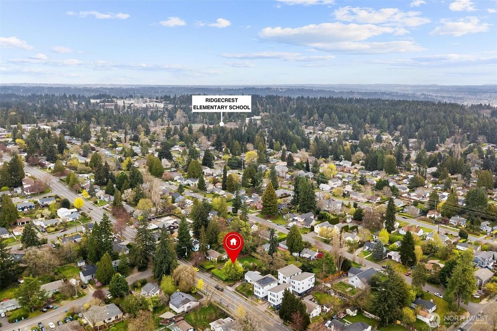 Photo of 15620 5th Avenue NE, Shoreline, WA 98155 (MLS # 2503411)