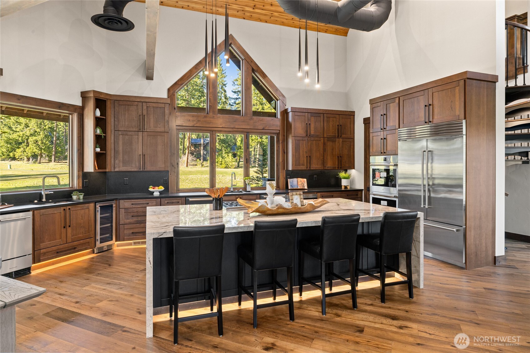 Cle Elum, Washington, 98922, United States, 5 Bedrooms Bedrooms, ,6 BathroomsBathrooms,Residential,Active,2012925