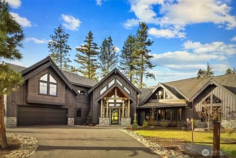 Photo of 221 Tipple Hill Loop, Cle Elum, WA 98922 (MLS # 2466873)