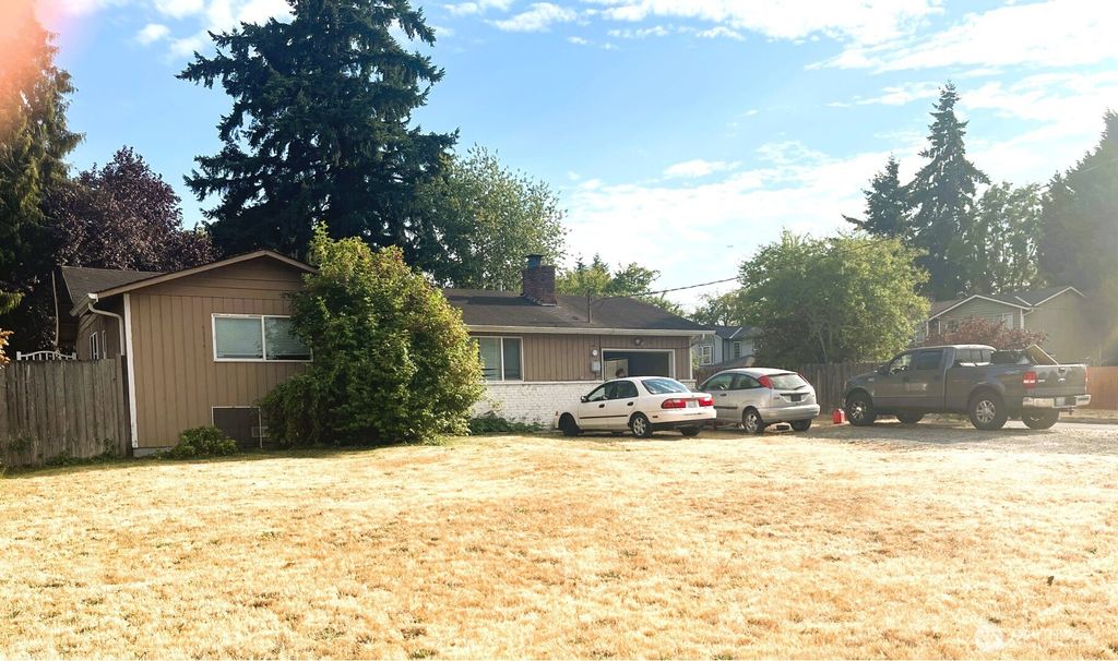 Photo of 4325 S 288th Street, Auburn, WA 98001 (MLS # 2415993)
