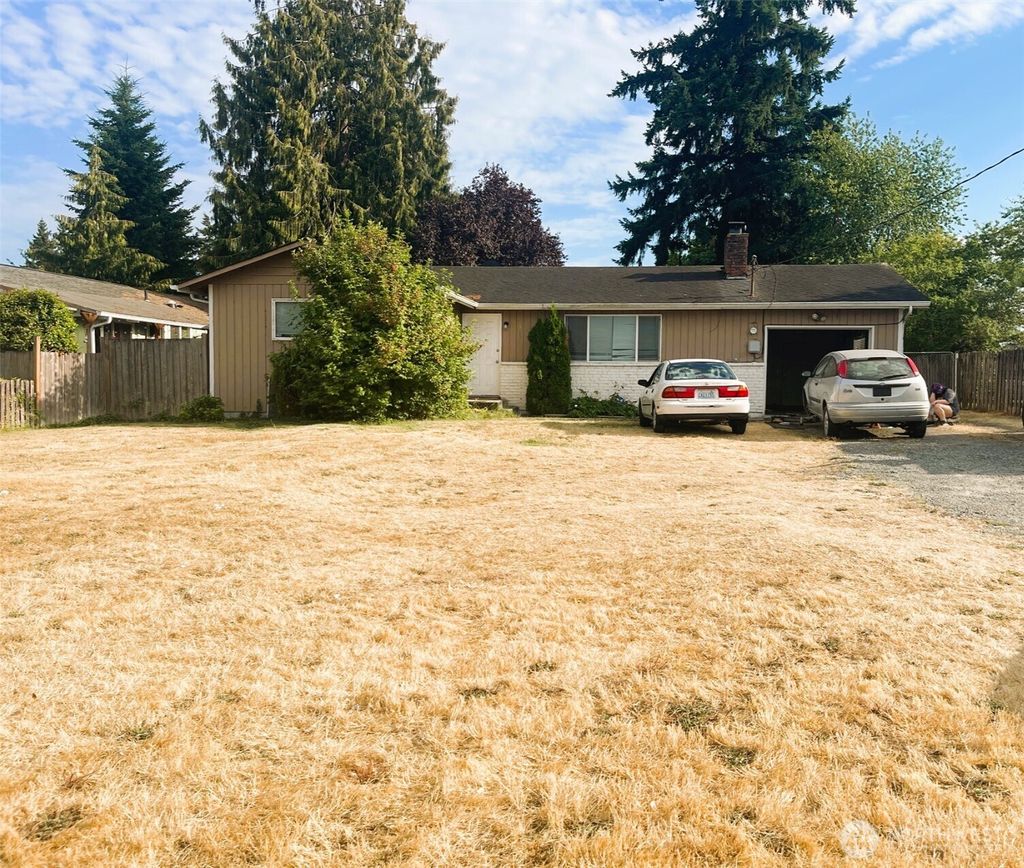 Photo of 4325 S 288th Street, Auburn, WA 98001 (MLS # 2415993)