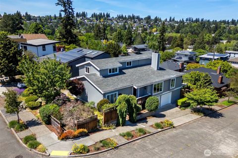 Photo of 6001 60th Avenue NE, Seattle, WA 98115 (MLS # 2508241)