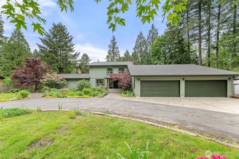 Photo of 11008 Cowlitz Drive SE, Olympia, WA 98501 (MLS # 2524781)