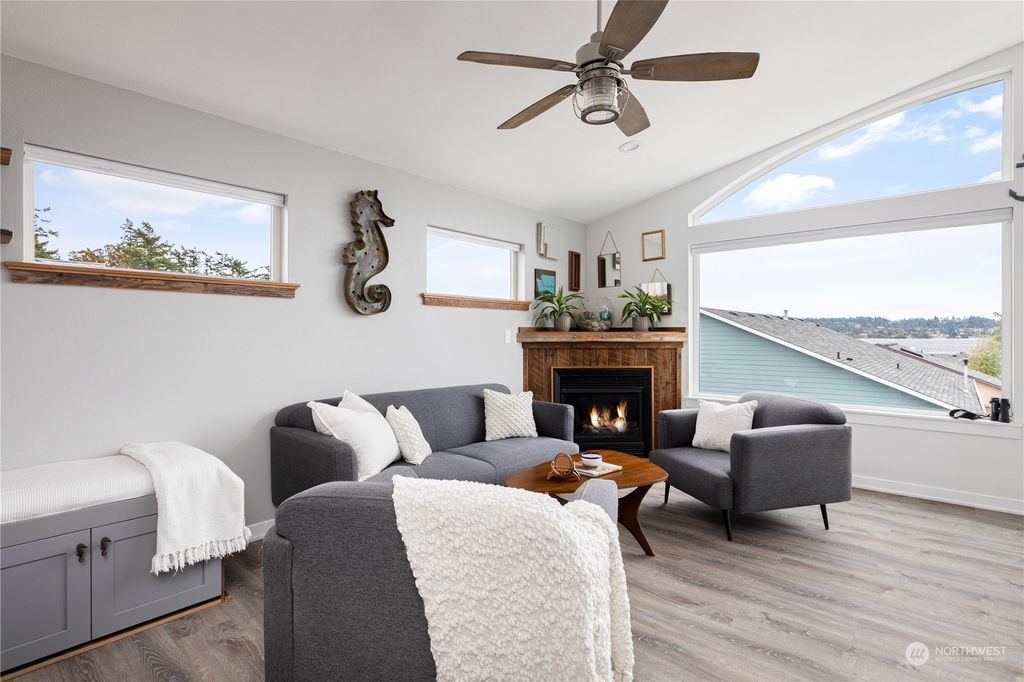 listing image 9369506108686114237