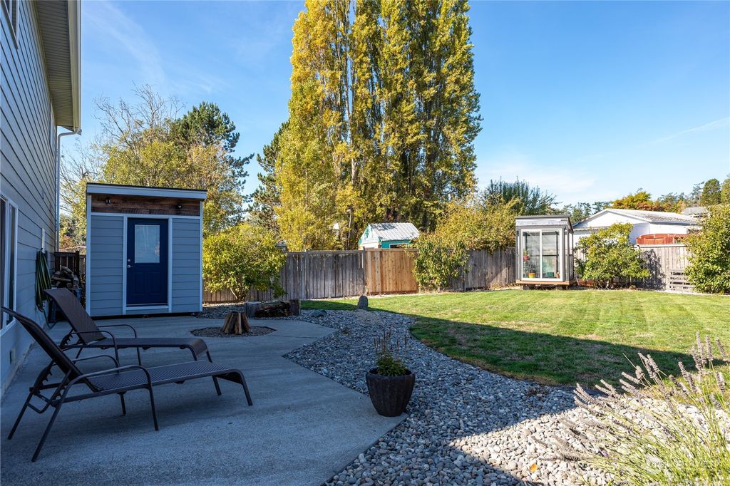 listing image 9360862976860182455