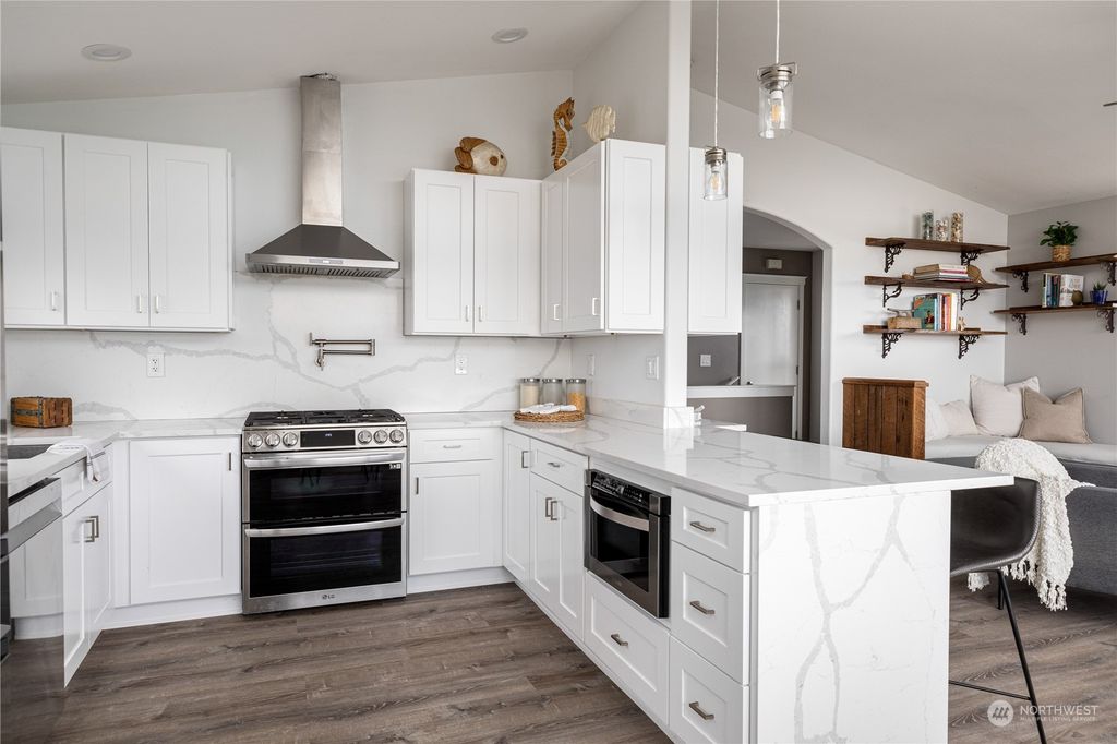 listing image 9367144154988297076