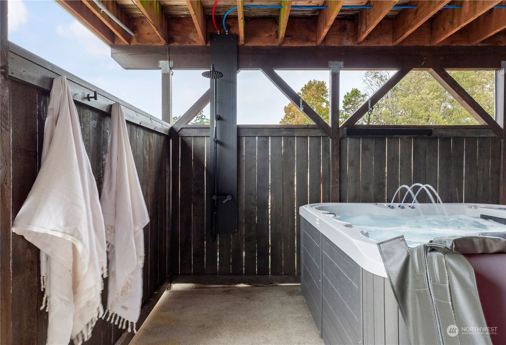 listing image 9360066698045442128