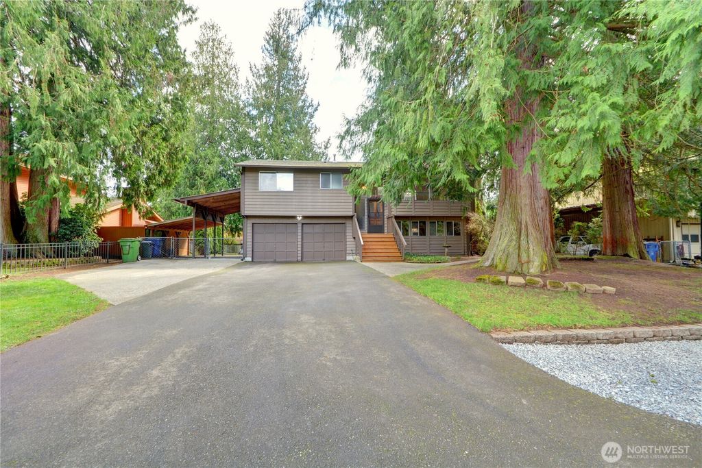 Photo of 9505 59th Drive NE, Marysville, WA 98270 (MLS # 2346760)