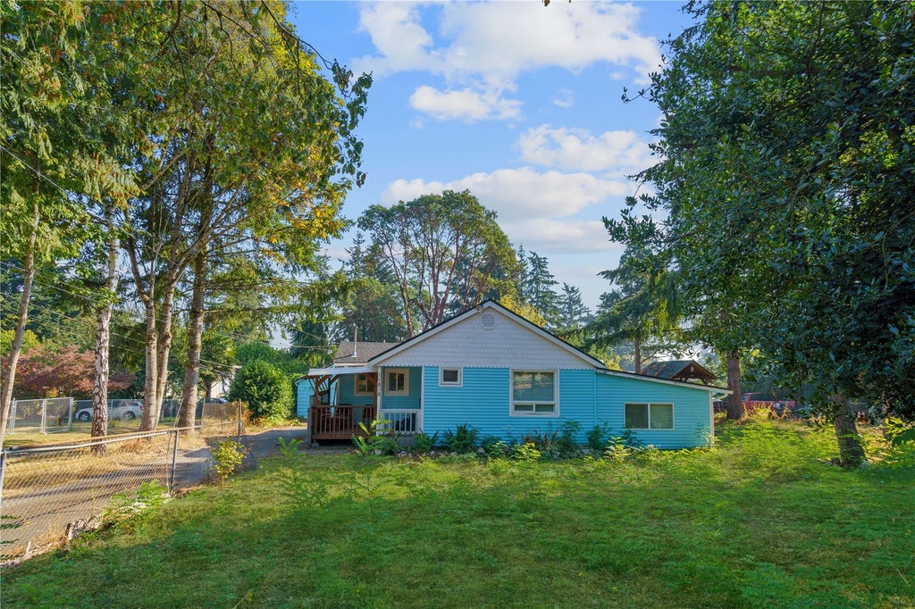 Photo of 11818 14th Avenue S, Seattle, WA 98168 (MLS # 2592788)
