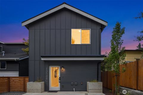 Photo of 13548 39th Avenue NE #C, Seattle, WA 98125 (MLS # 2446737)