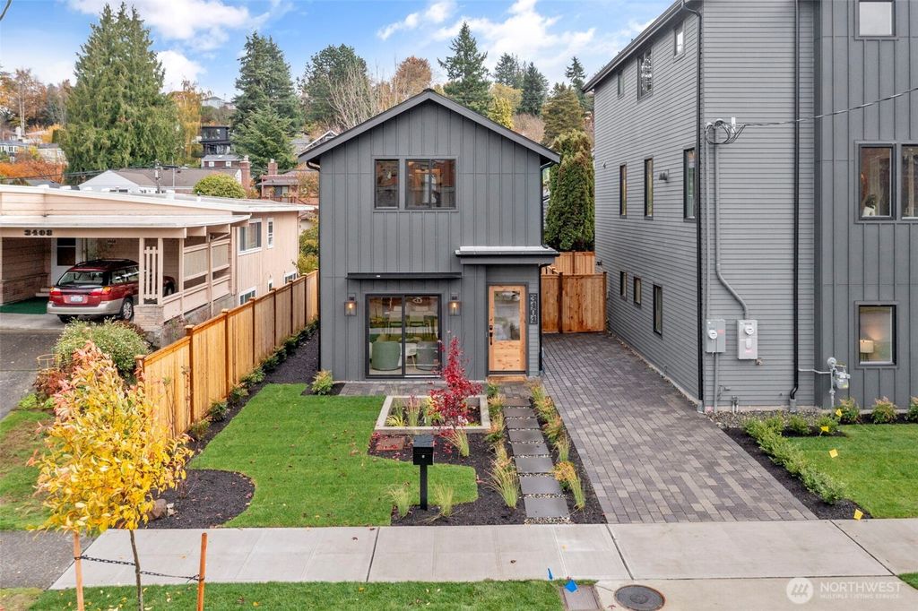 Photo of 3404 33rd Avenue W, Seattle, WA 98199 (MLS # 2452404)