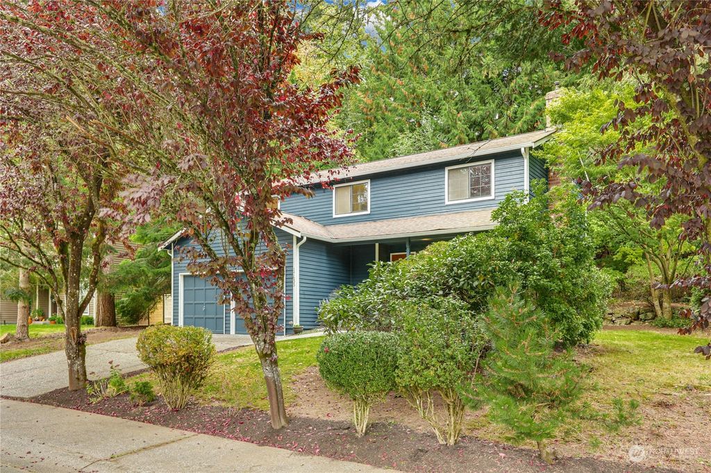 Photo of 17633 67th Place W, Lynnwood, WA 98037 (MLS # 2300873)