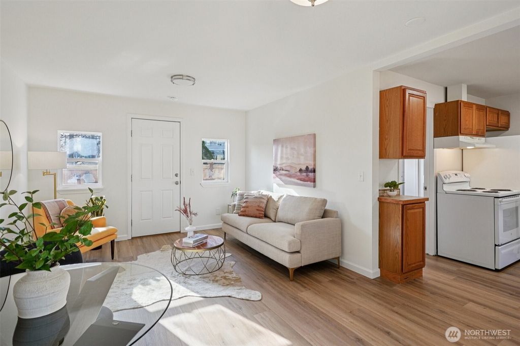 Photo of 1213 S J Street, Tacoma, WA 98405 (MLS # 2480200)