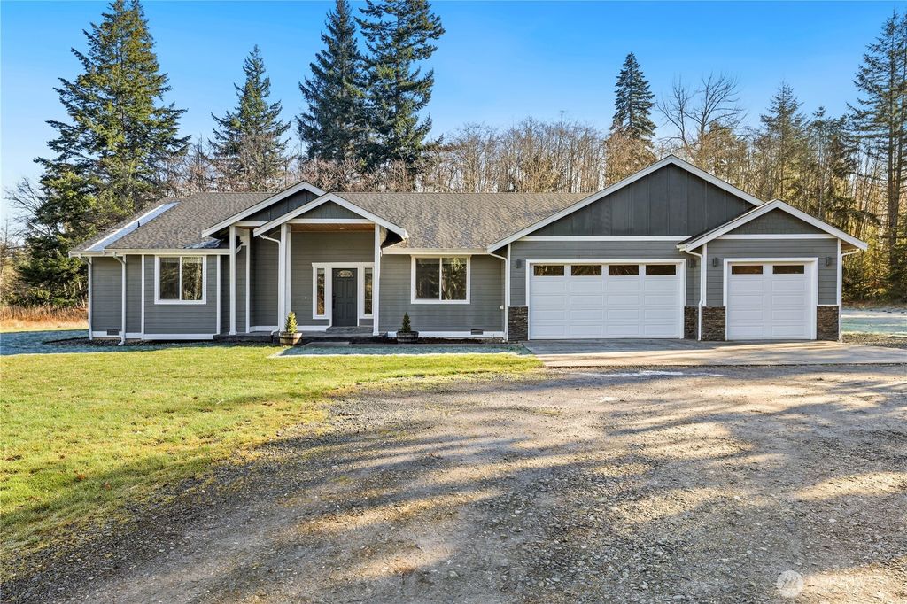 Photo of 45615 162nd Avenue E, Eatonville, WA 98328 (MLS # 2478695)