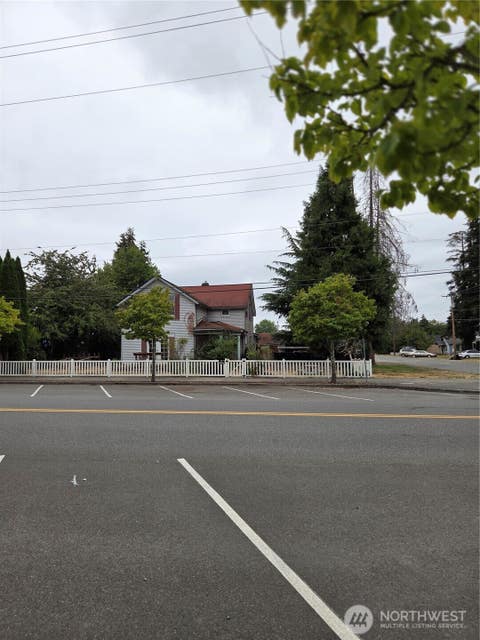 Photo of 111 Calistoga Street E, Orting, WA 98360 (MLS # 2573178)