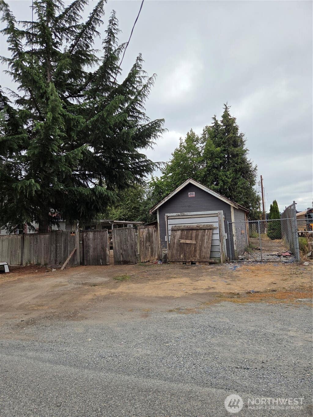 Photo of 111 Calistoga Street E, Orting, WA 98360 (MLS # 2573178)